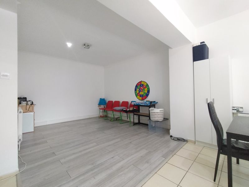 Photo 3- click for photo gallery